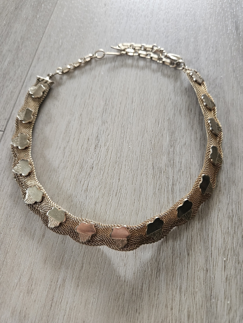 Vintage Gold-Tone Mesh Choker Necklace